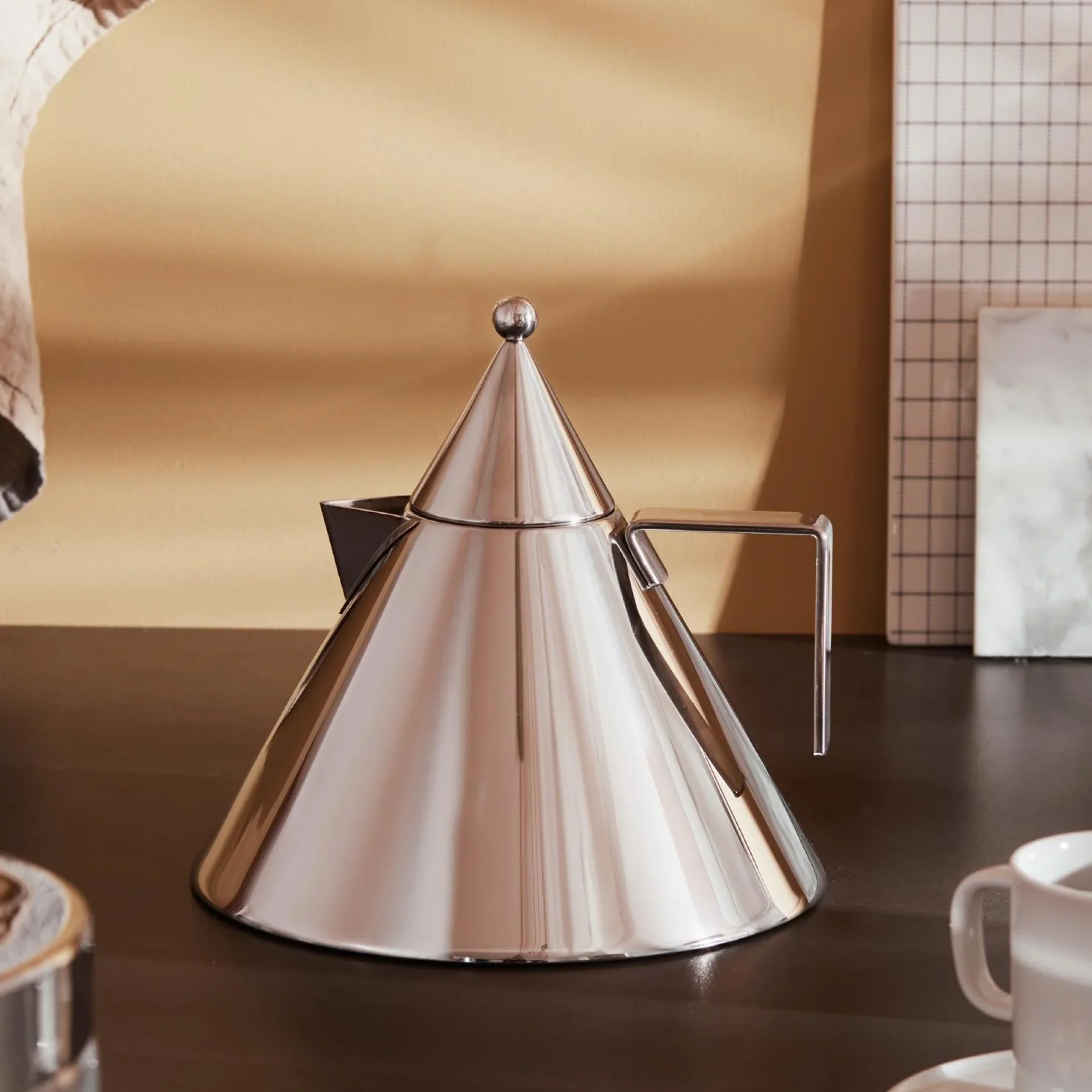 Alessi II Conico Kettle - Image 3
